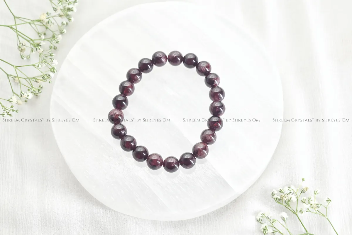 Red Garnet – Shreem Crystals