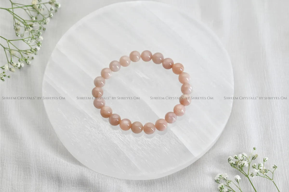 Peach Moonstone – Shreem Crystals