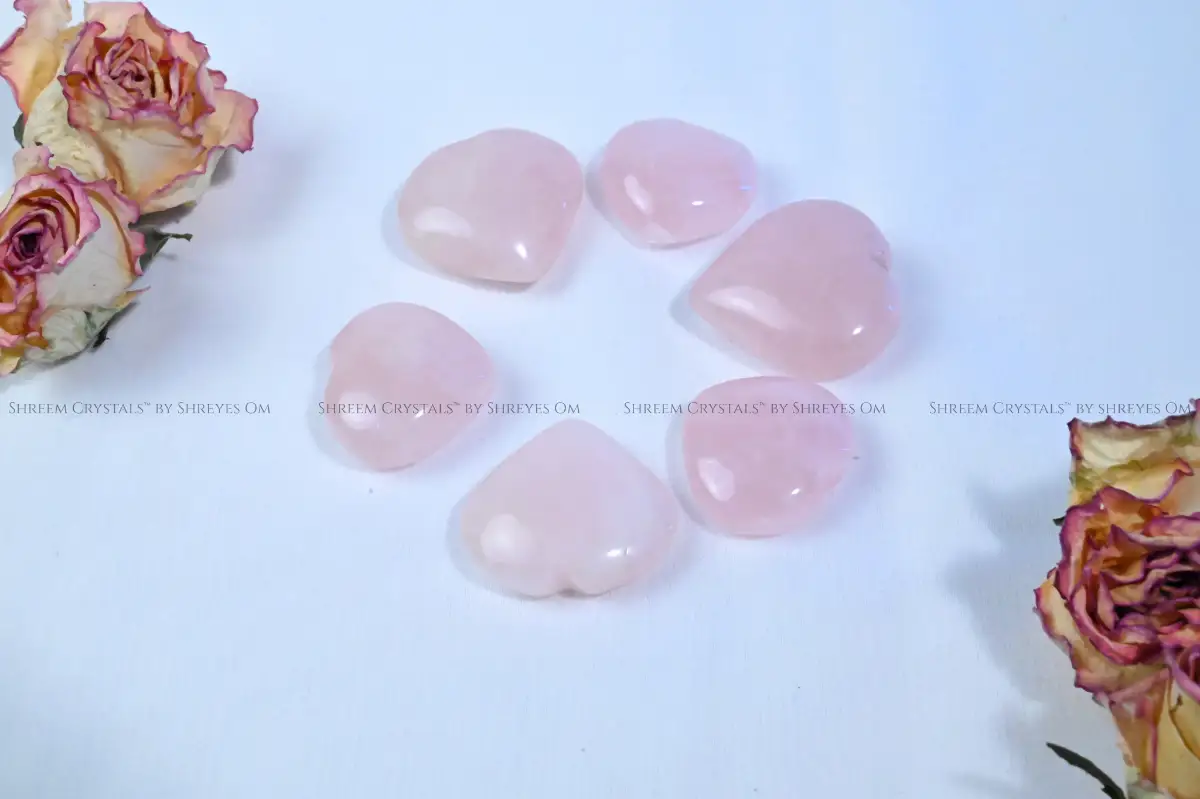 Rose Quartz Mini Heart – Shreem Crystals