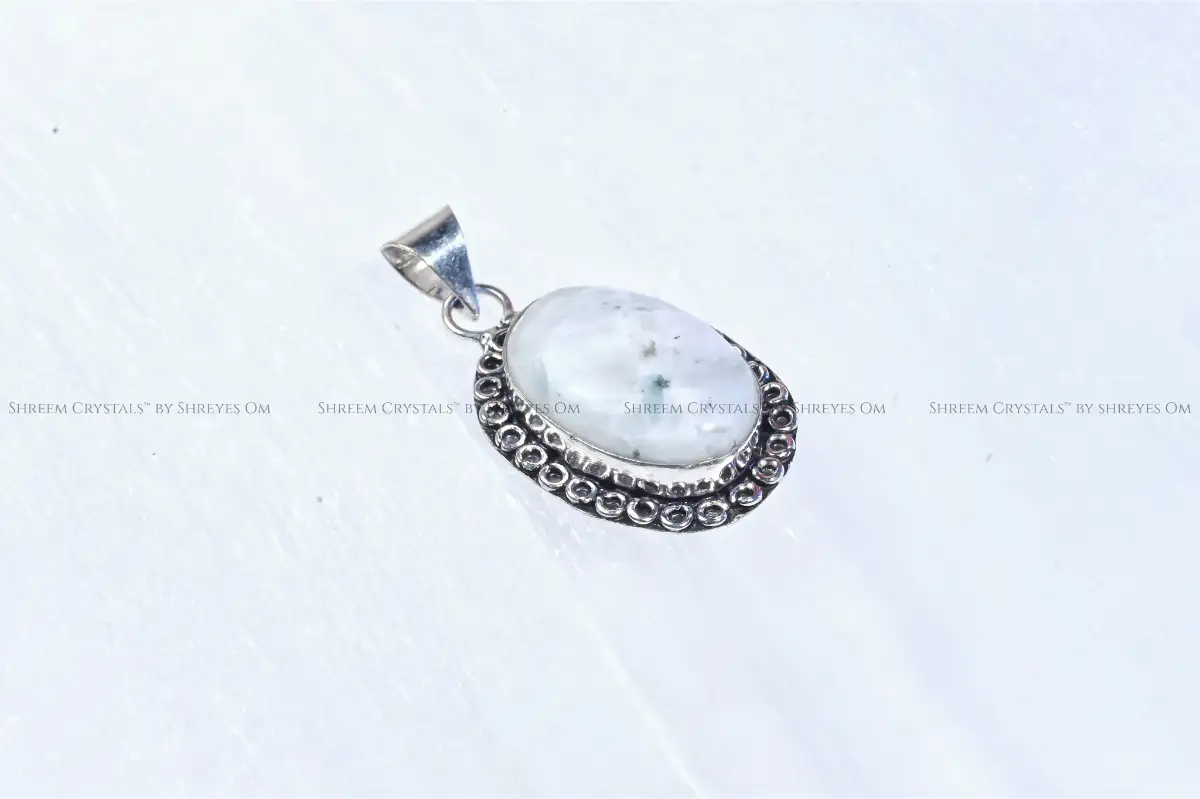 Moonstone Cabochon Pendant – Shreem Crystals