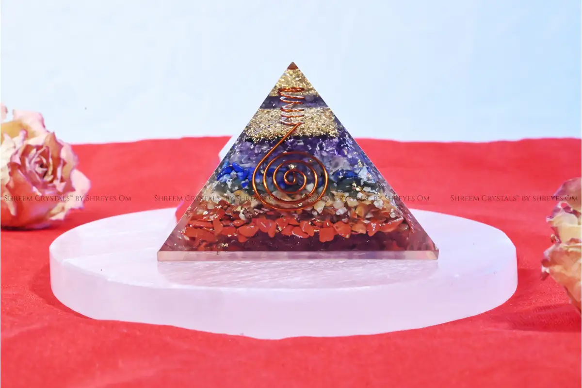 7 Chakra Orgone Pyramid